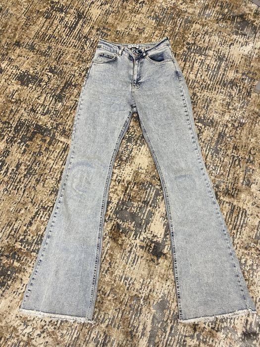 Джинси кльош ( під zara) . Розмір с