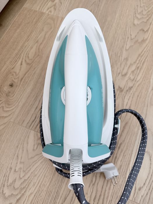 Stacja parowa Tefal Effectis Plus GV6721E0