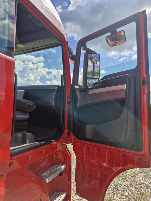 Продам вантажівку MAN TGX 2015 року, у відмінному технічному стані