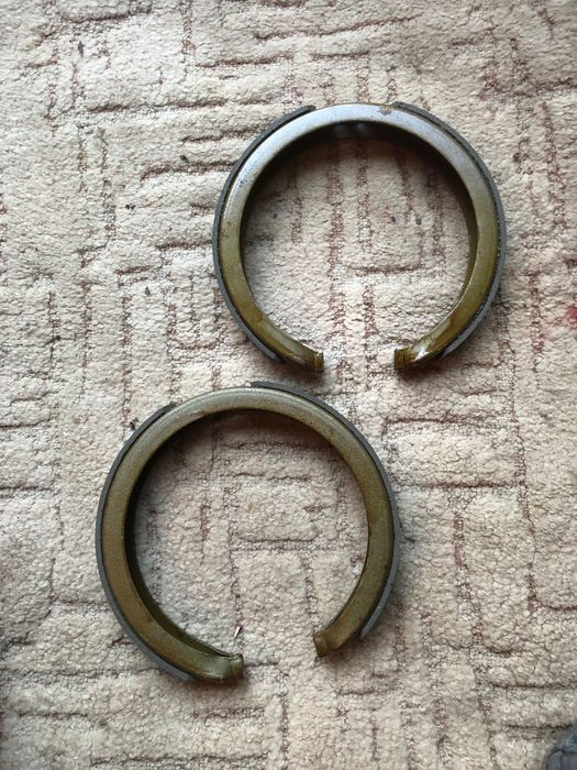 Тормозные колодки барабанные