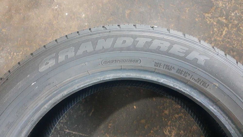 Комплект б/в автошин (4 шт.) 235/55 R18 Dunlop Grandtrek 100H