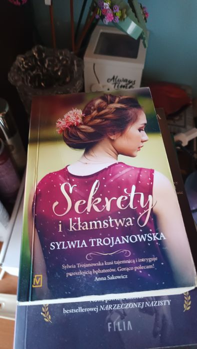 Sprzedam komplet ksiazek Sylwia Trojanowskiej