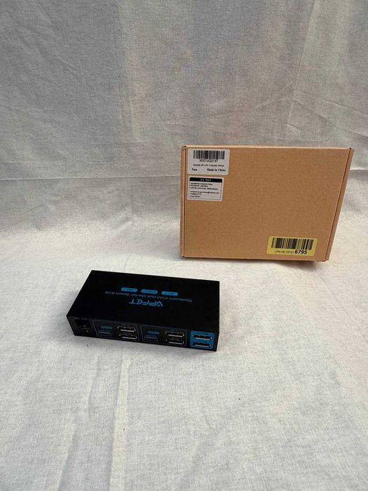 PRZEŁĄCZNIK KVM DisplayPort dla 2 monitorów