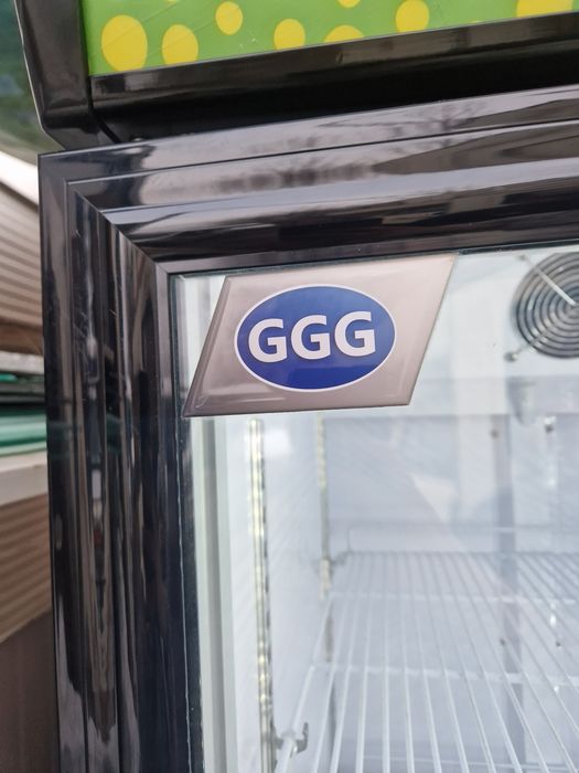 Lodówka witryna chlodnicza gastronomiczna GGG