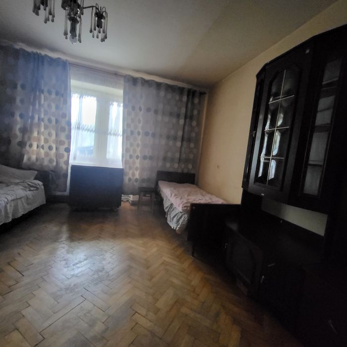 Підселення для хлопця.К.Данила