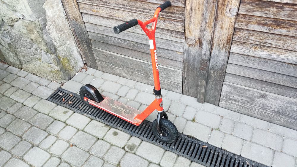 Hulajnoga Razor Dirt 2 kierownice