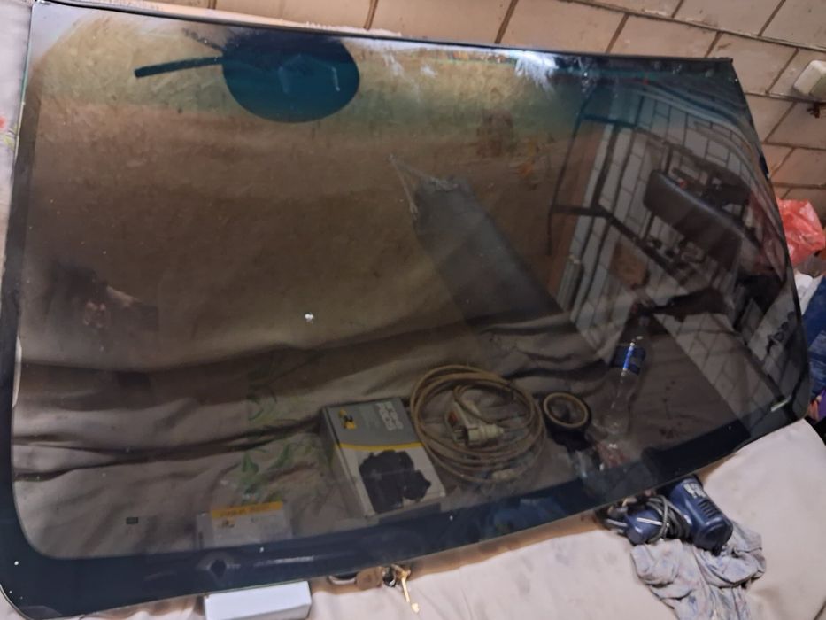 Лобовое стекло toyota prado 120 б у