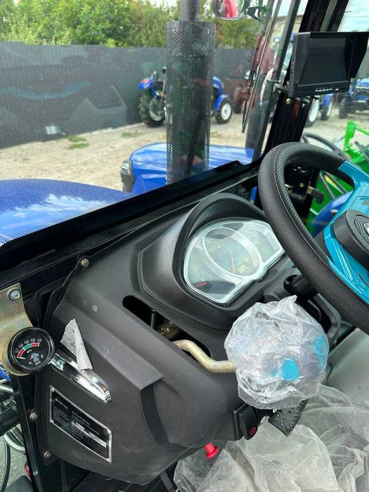 Мінітрактор Файтер Т-504СRD з кабіною – купити з доставкою по Україні