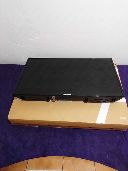 TV Blaupunkt, em bom estado