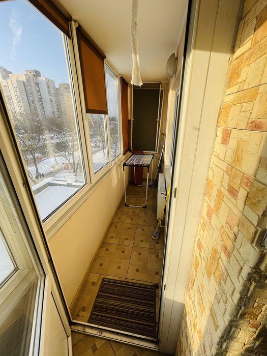 Здам подобово ,однокімнатну квартиру м.Лівобережна ,Дарниця