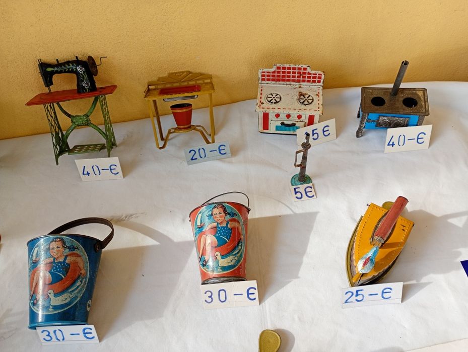 Brinquedos Portugueses em chapa vários fabricantes