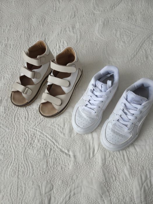 Дитячі кросівки Puma та босоніжки