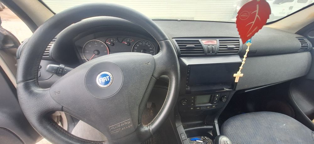 Fiat Stilo 1.9 JTD - Com inspeção e IUC pago (Motor Avariado)