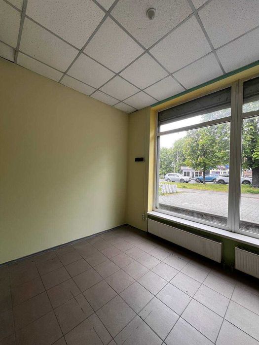Продаж приміщення вільного призначення в районі Ж/Д вокзалу!
