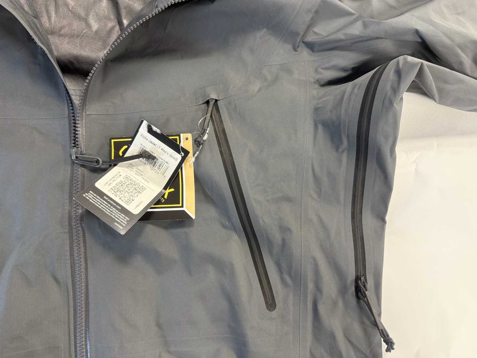 Kurtka Arc'teryx LEAF Alpha Jacket LT Men's (Gen2) Wolf. Nowa. M.