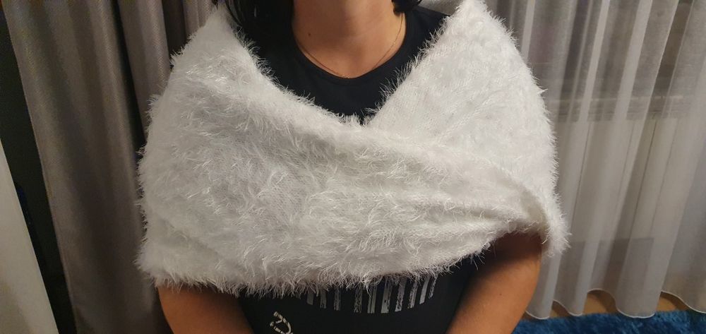 Narzutka ślubna, komin, etola ślubna ciepła