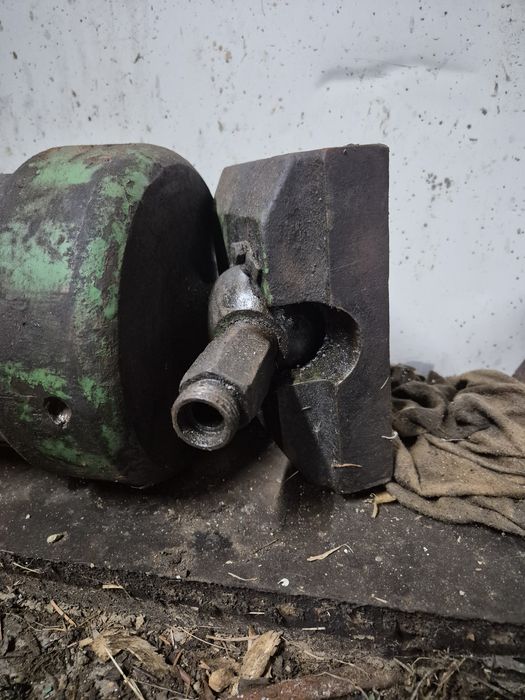 Siłownik wywrotu Star 28