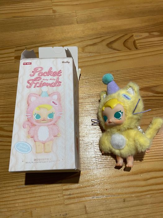 Брелок Pop mart Baby Molly Pocket Friends Series-Vinyl Plush