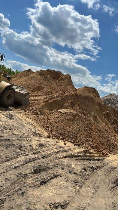 Доставимо:Дроблений бетон,бой цегли,пісок,щебінь Чернозем Вивіз сміття