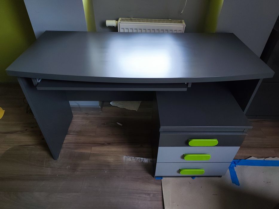 Meble do pokoju mlodzieżowego