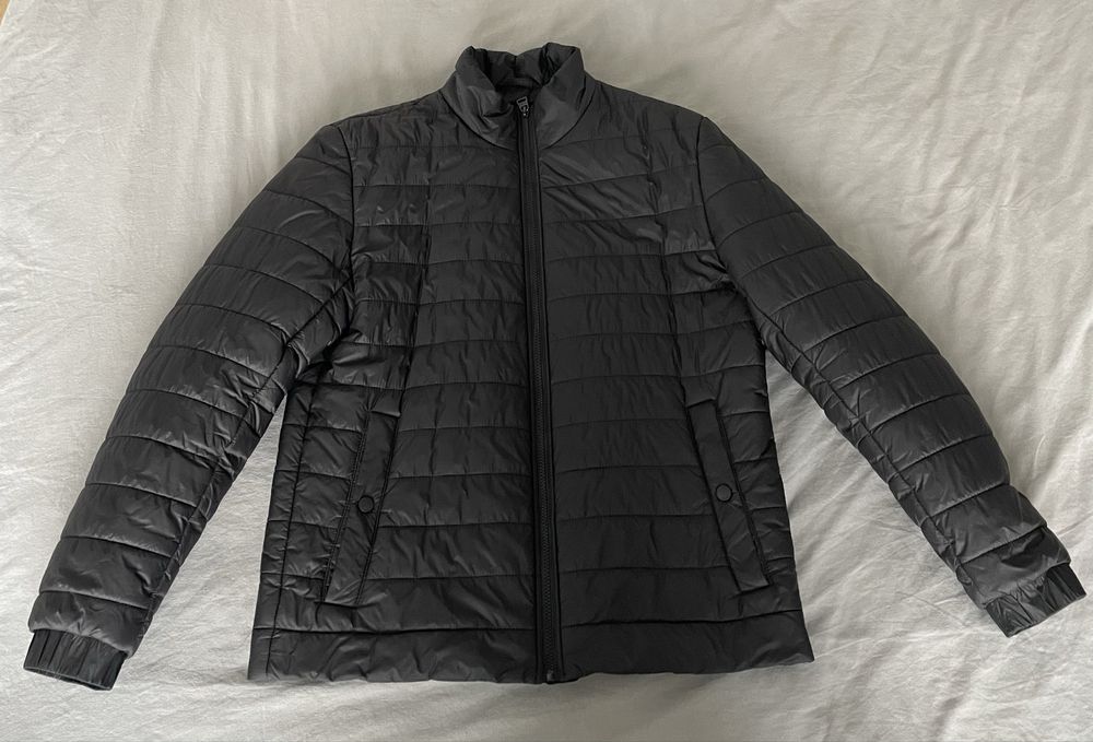 Куртка Hugo, розмір М, оригінал