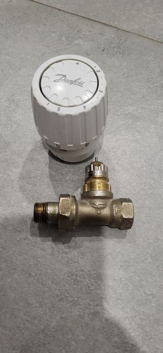 Glowica termostatyczna danfoss