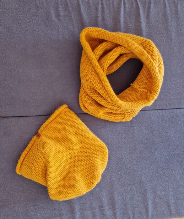 Komplet akcesoriów na zimę  czapka i  komin