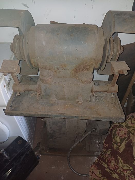 Точило . Наждак .