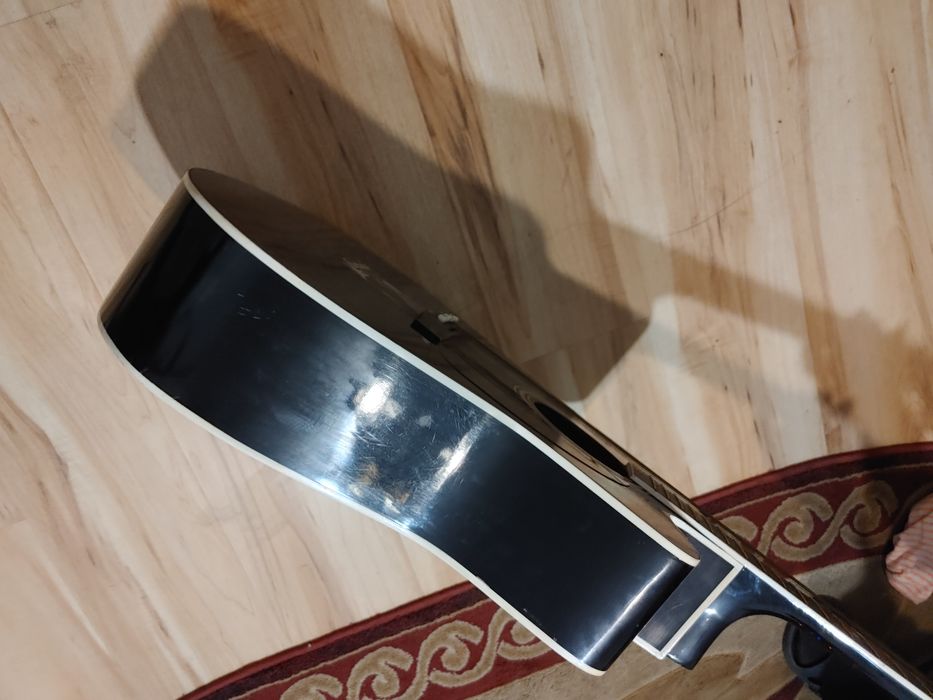 Sprzedam gitarę odbiór Będzin
