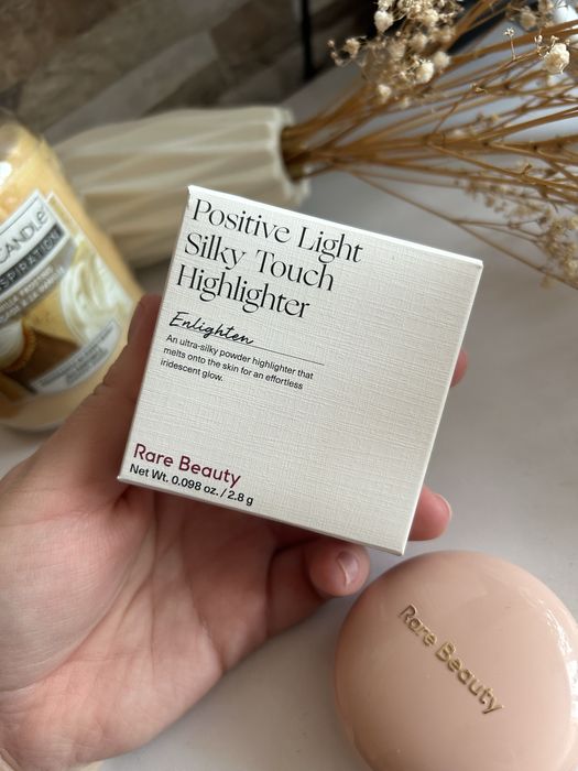 Rozswietlacz rare beauty