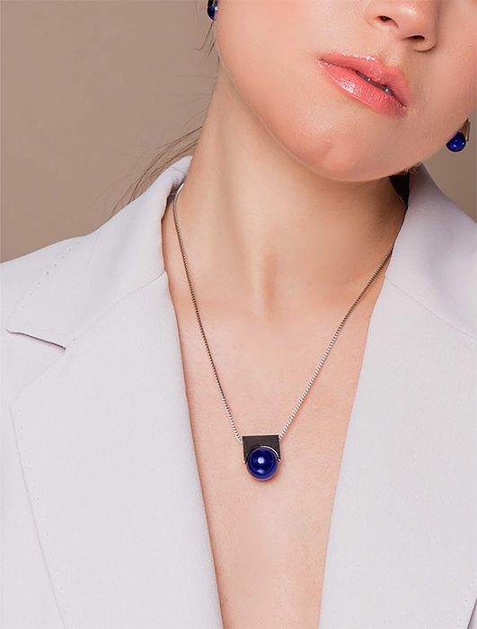 Conjunto brincos e colares em aço inoxidável