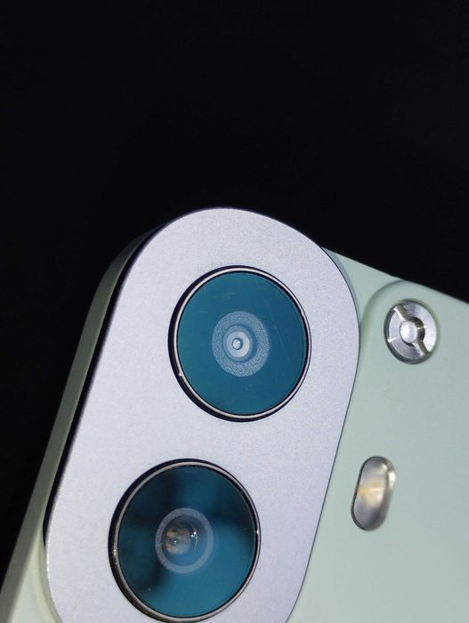 CMF Phone 1 by Nothing – 8 GB RAM / 128 GB