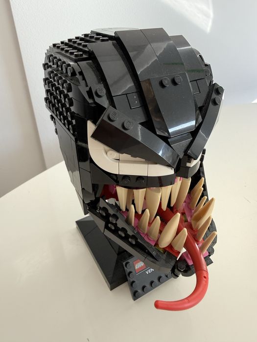 Lego Marvel Venom