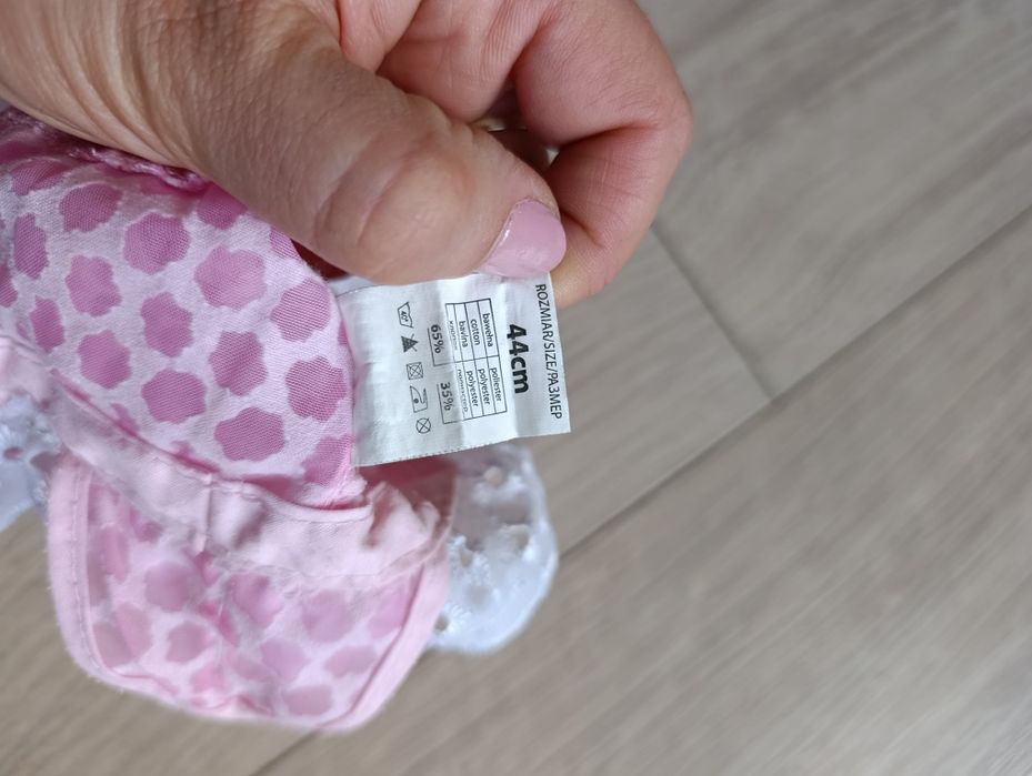 Czapeczka na wiosnę