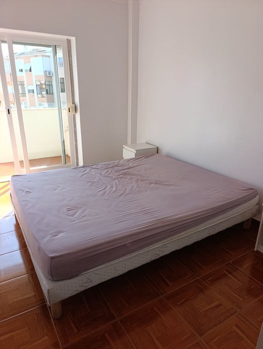 Cama casal  com colchão