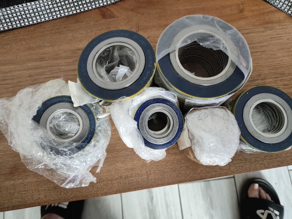 Sprzedam uszczelki spiralne