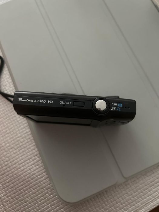 Câmara Canon PowerShot A2300 + Acessórios