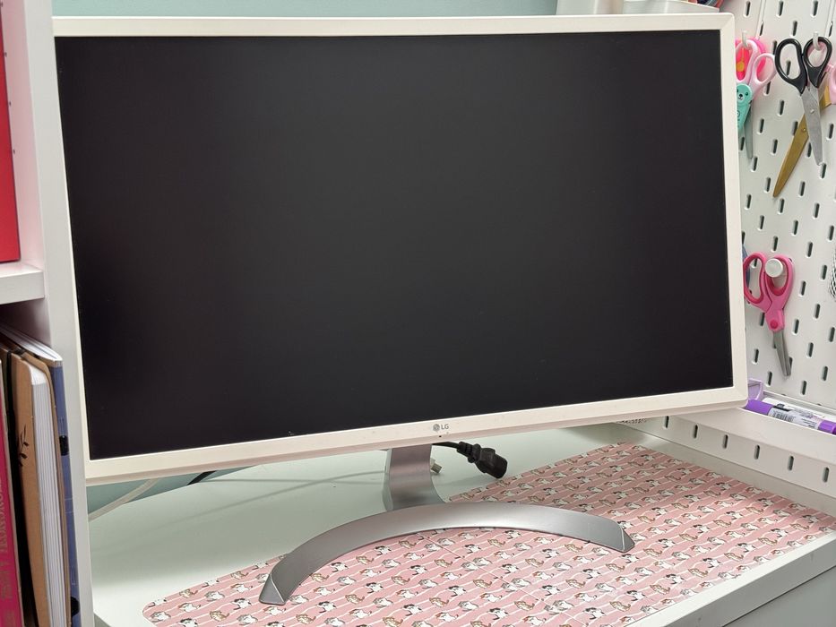 Mocny zestaw PC z monitorem 4K – idealny do gier i pracy