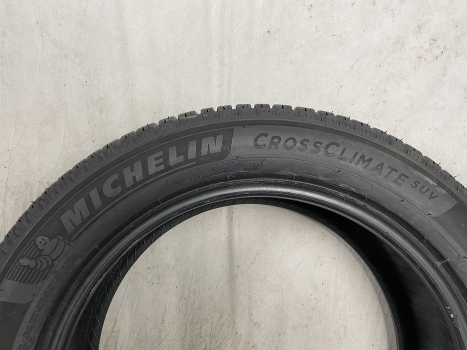 235/55R19 105W Michelin CrossClimate 22rok Demo