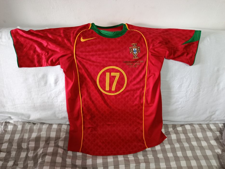 Camisola C. Ronaldo #17 final europeu 2004