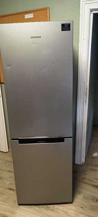 Lodówko-zamrażarka SAMSUNG RB29FSRNDSA