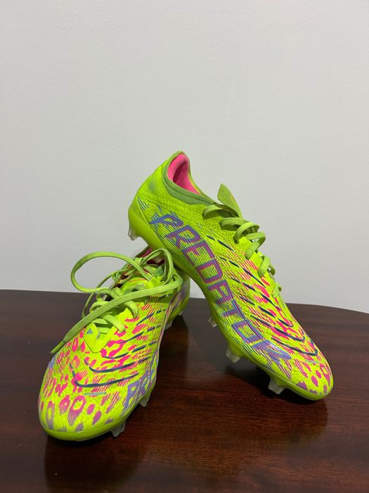 Chuteiras predator pro FG