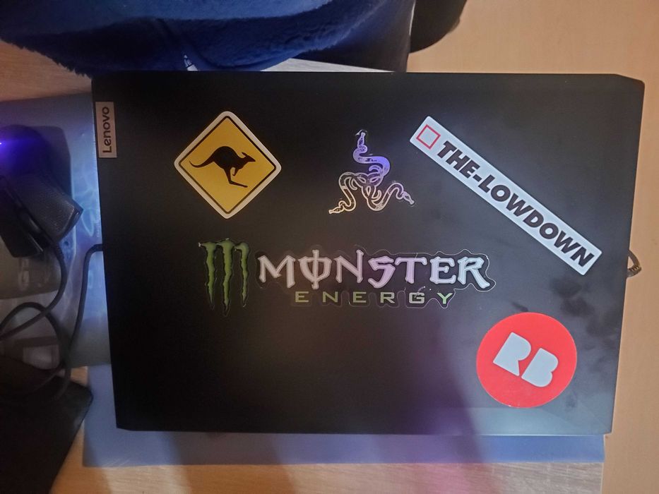 Vendo LeNovo AMD Ryzen 7 5800H 40 GB Ram como novo sem caixa