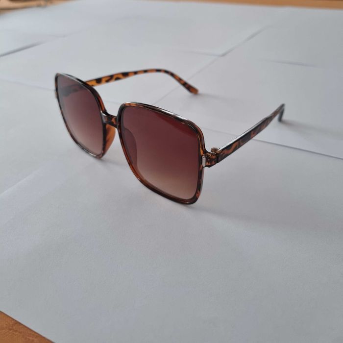 Okulary przeciwsłoneczne w panterkę Retro UV 400