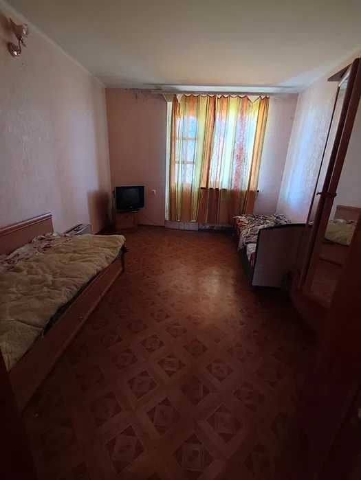 (13)  Продам красивый большой дом
