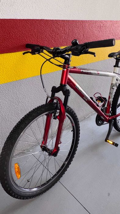 Bicicleta RockRider Montanha - Roda 26 - Vermelha e Branca