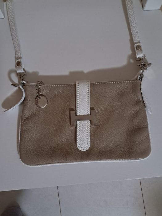 Mala de pele pequena