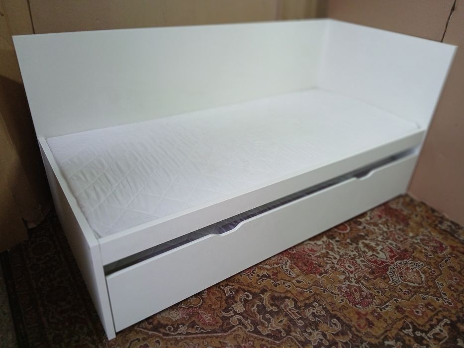 Łóżko piętrowe niskie ikea flaxa rozsuwane w dobrym stanie transport