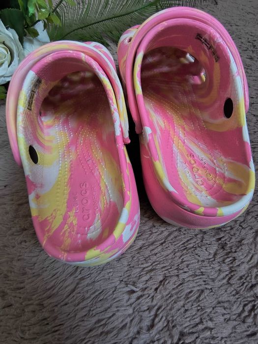 Crocs na platformie rozm.38