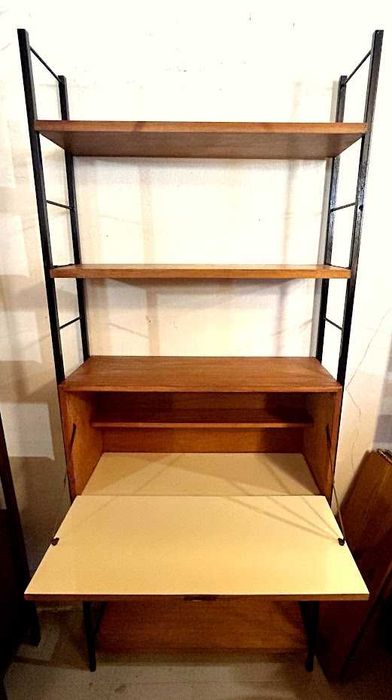 Estante olaio vintage + 84comp x 32prof x 205alt.